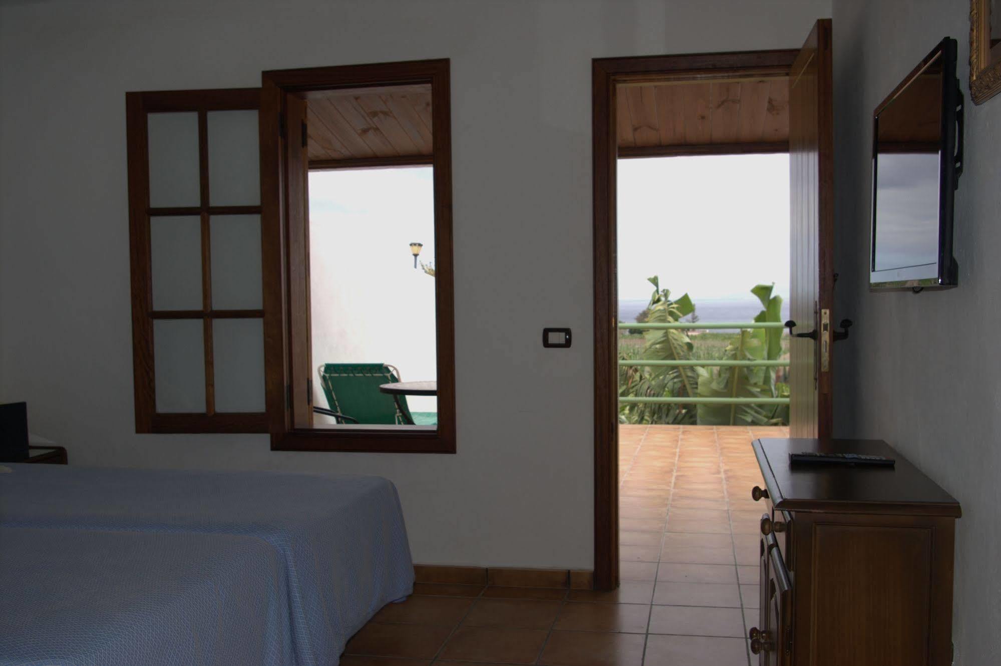 Hotel Rural El Navio - Adults Only Alcalá Exterior photo